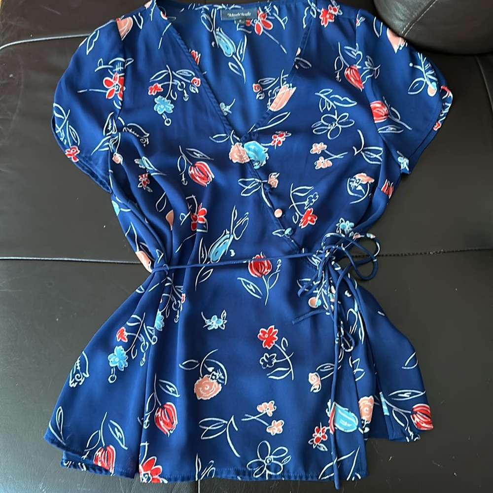 Modcloth floral blouse. Size S.